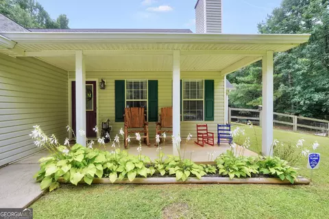 Exterior - 95 Five Oaks Dr, Covington, GA 30014 photo 2 of 12