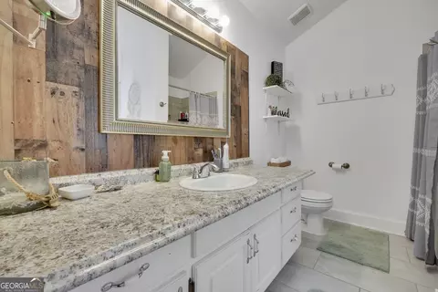 Bath - 95 Five Oaks Dr, Covington, GA 30014 photo 2 of 5