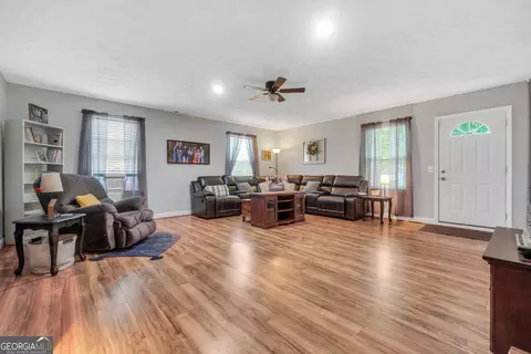 Living - 95 Five Oaks Dr, Covington, GA 30014 photo 2 of 2