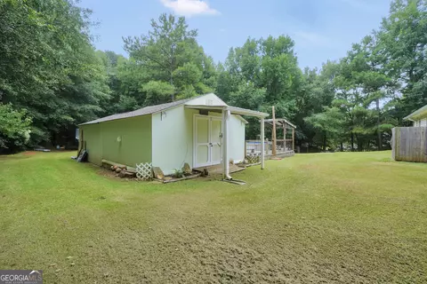 Exterior - 95 Five Oaks Dr, Covington, GA 30014 photo 6 of 12