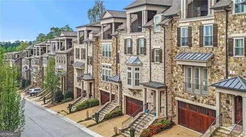 Exterior - 3470 Commander Cv, Suwanee, GA 30024 photo 2 of 8