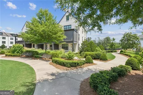 Exterior - 3470 Commander Cv, Suwanee, GA 30024 photo 7 of 8