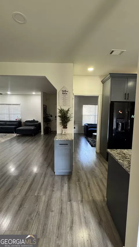 Entry Way - 70 Kevin Ct, Porterdale, GA 30014 photo 2 of 5