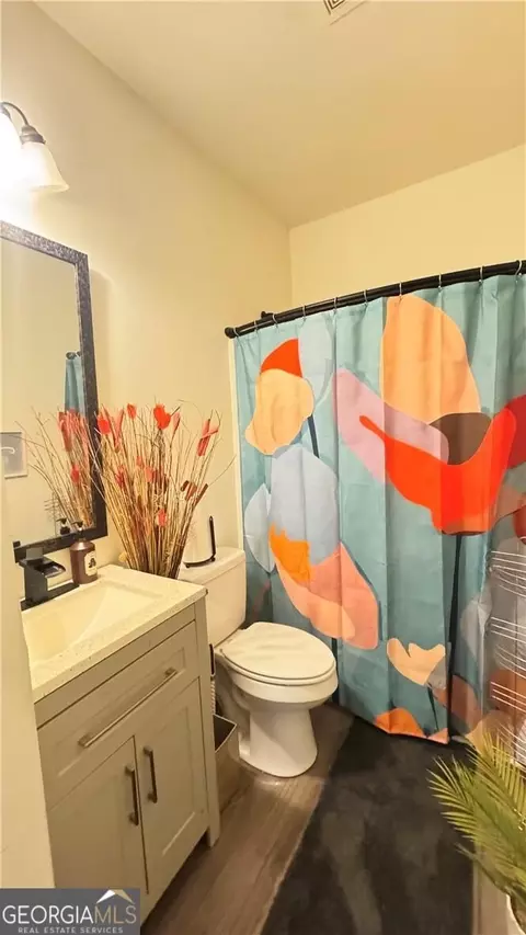 Bath - 70 Kevin Ct, Porterdale, GA 30014 photo 3 of 10