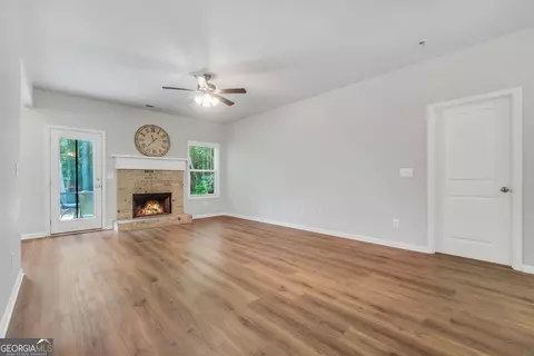 Living - 534 Giles Rd, Forsyth, GA 31029 photo 3 of 3