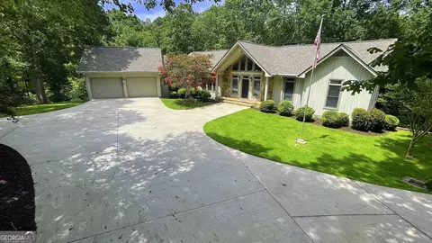 Exterior - 156 Thundering Waters Dr, Cornelia, GA 30531 photo 5 of 14
