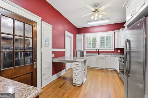 Kitchen - 359 E Tugalo St, Toccoa, GA 30577 photo 1 of 3