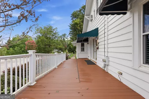 Exterior - 359 E Tugalo St, Toccoa, GA 30577 photo 2 of 7