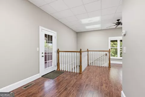 Entry Way - 359 E Tugalo St, Toccoa, GA 30577 photo 5 of 5