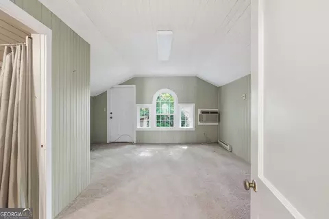 Bedroom - 359 E Tugalo St, Toccoa, GA 30577 photo 5 of 6