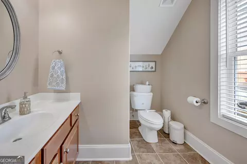Bath - 20 Orchard Ln, Covington, GA 30014 photo 2 of 7