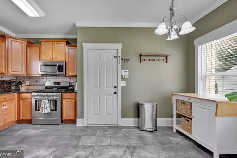 Entry Way - 20 Orchard Ln, Covington, GA 30014 photo 2 of 6