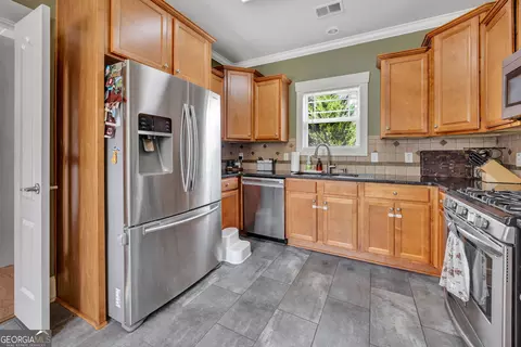 Kitchen - 20 Orchard Ln, Covington, GA 30014 photo 3 of 4
