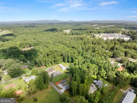 View/Area - 277 Yates St, Cornelia, GA 30531 photo 4 of 9