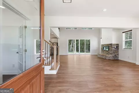 Entry Way - 114 Grove Park Dr, Cornelia, GA 30531 photo 1 of 3