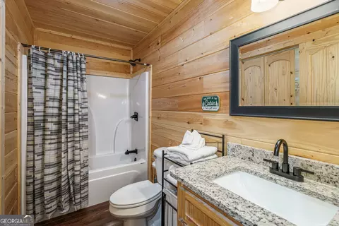 Bath - 132 Lanes Way, Murphy, NC 28906 photo 3 of 3
