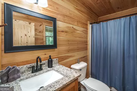 Bath - 132 Lanes Way, Murphy, NC 28906 photo 1 of 3