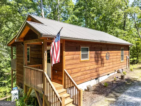 Exterior - 132 Lanes Way, Murphy, NC 28906 photo 2 of 15