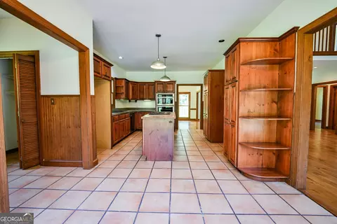 Kitchen - 160 River Ln, Covington, GA 30016 photo 1 of 5