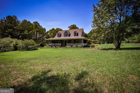 Exterior - 160 River Ln, Covington, GA 30016 photo 3 of 12