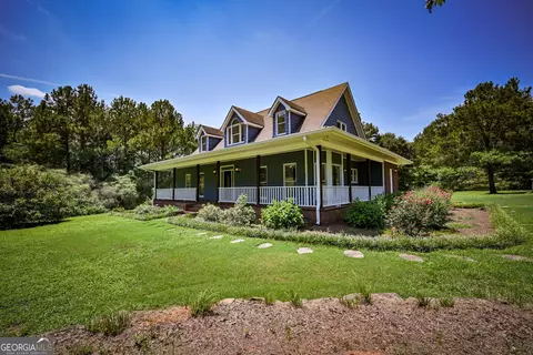 Exterior - 160 River Ln, Covington, GA 30016 photo 4 of 12