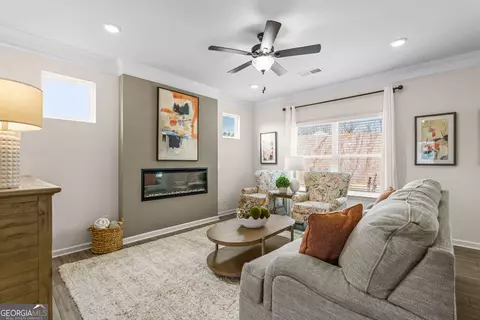 Living - 207 Roy Dr, Calhoun, GA 30701 photo 1 of 1