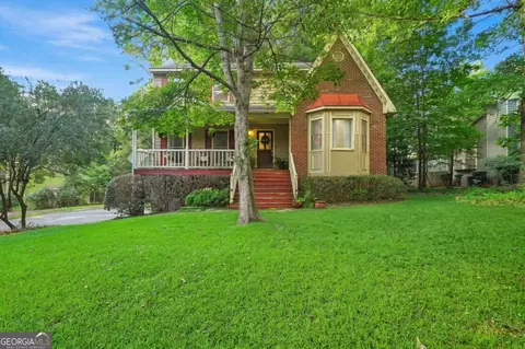 302 Crabapple Ct, Powder Springs, GA 30127