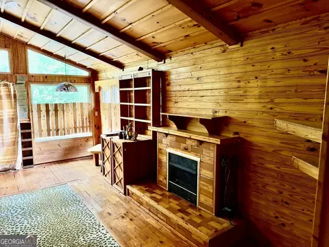 Living - 356 Wares Cross Rd, Lagrange, GA 30240 photo 5 of 7