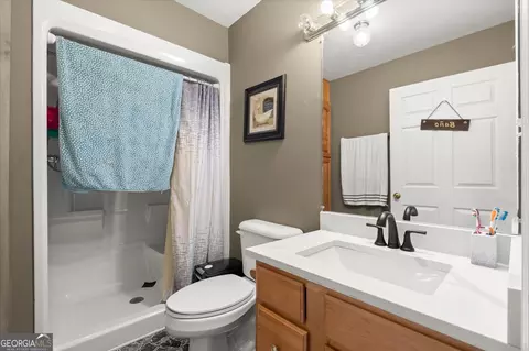 Bath - 788 Nesbit Loop NE, Resaca, GA 30735 photo 3 of 4