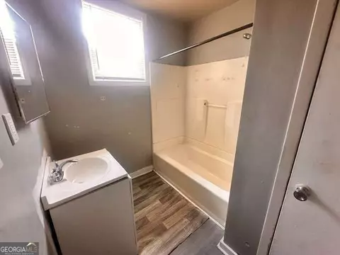 Bath - 8 Poplar St, Covington, GA 30014 photo 1 of 2