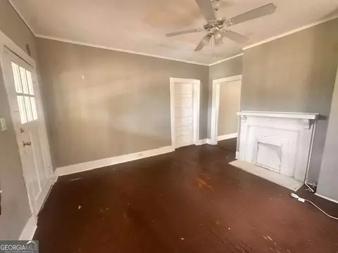 Living - 8 Poplar St, Covington, GA 30014 photo 4 of 5