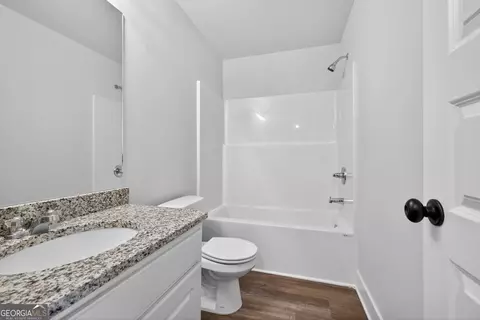 Bath - 44 Sycamore Dr #17, Colbert, GA 30628 photo 1 of 4
