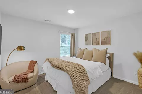 Bedroom - 622 Skye Dr, Commerce, GA 30529 photo 3 of 5
