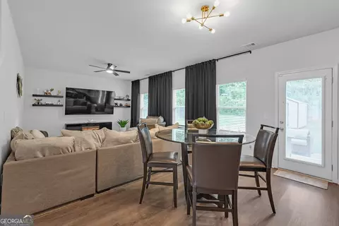Dining - 622 Skye Dr, Commerce, GA 30529 photo 2 of 2