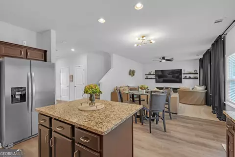 Kitchen - 622 Skye Dr, Commerce, GA 30529 photo 1 of 3