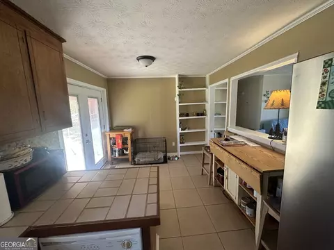 Kitchen - 183 Garrison Rd, Cornelia, GA 30531 photo 2 of 4