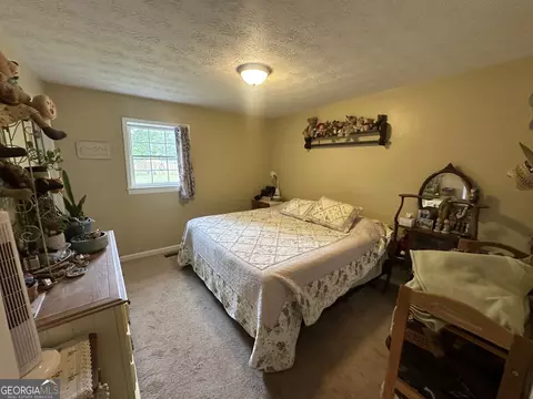 Bedroom - 183 Garrison Rd, Cornelia, GA 30531 photo 2 of 4