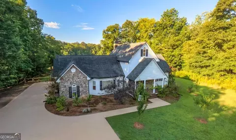 327 Lakeridge Dr, Temple, GA 30179
