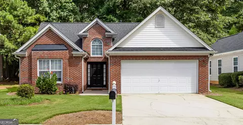 150 Eastfield Ct, Fayetteville, GA 30215