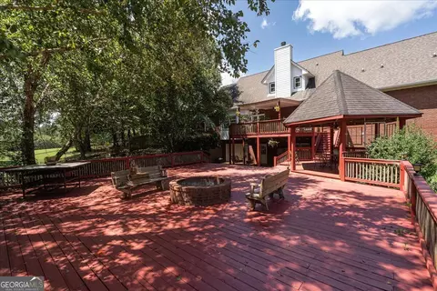Exterior - 2221 Brush Creek Dr, Colbert, GA 30628 photo 18 of 33