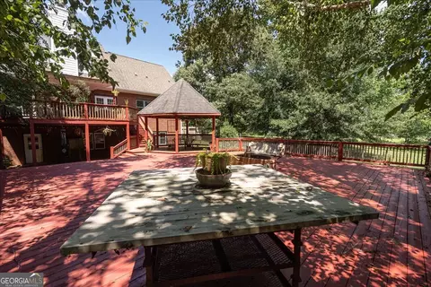 Exterior - 2221 Brush Creek Dr, Colbert, GA 30628 photo 17 of 33