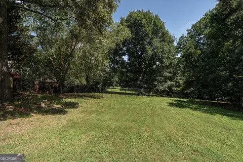 Exterior - 2221 Brush Creek Dr, Colbert, GA 30628 photo 31 of 33