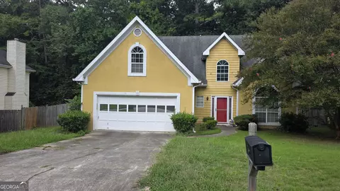 911 Stonemill Mnr, Lithonia, GA 30058