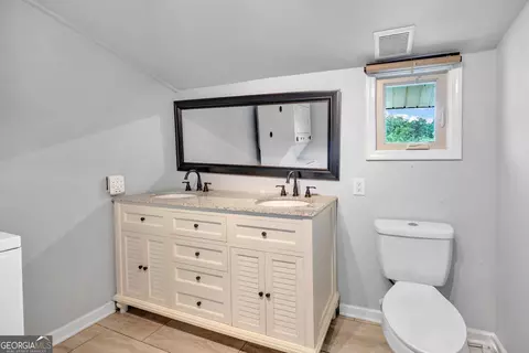 Bath - 1735 Campbell Rd, Covington, GA 30014 photo 1 of 2