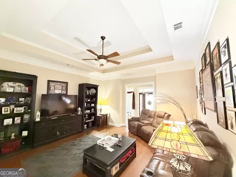 Living - 211 Broad Meadows Rd, Dublin, GA 31021 photo 1 of 3