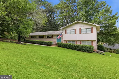 Exterior - 30 Rosedale St, Toccoa, GA 30577 photo 2 of 13