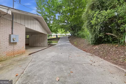 Exterior - 30 Rosedale St, Toccoa, GA 30577 photo 10 of 13