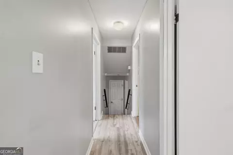 Entry Way - 30 Rosedale St, Toccoa, GA 30577 photo 4 of 5