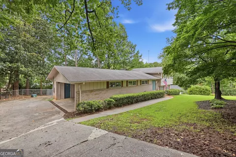Exterior - 30 Rosedale St, Toccoa, GA 30577 photo 8 of 13