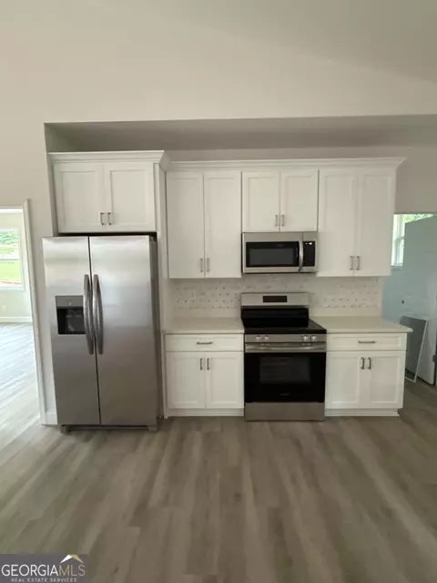 Kitchen - 80 Elberton St, Toccoa, GA 30577 photo 3 of 3